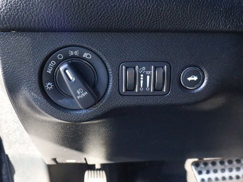 Used 2021 Dodge Challenger R/T Scat Pack w/ Dynamics Package image 16