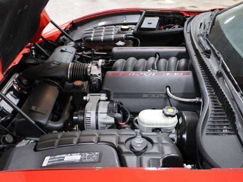 Used 2002 Chevrolet Corvette Convertible w/ Preferred Equipment Group2 RWD image 16