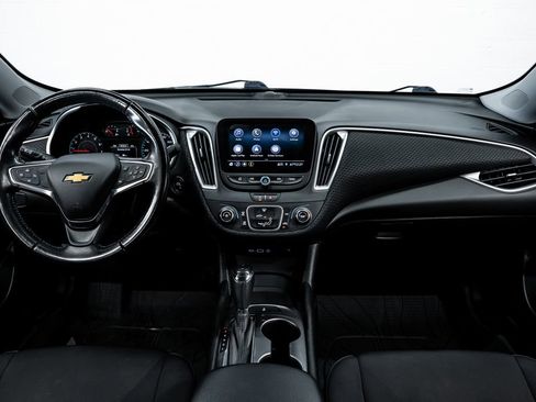 Used 2020 Chevrolet Malibu RS image 21