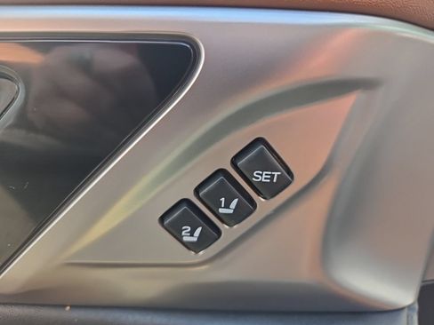 Used 2022 Subaru Outback Touring AWD/4WD image 18