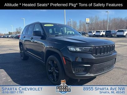 Used 2022 Jeep Grand Cherokee Altitude