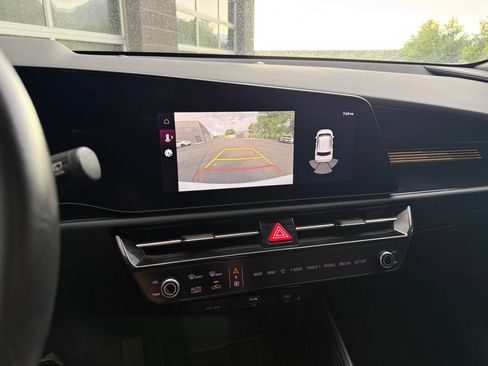 Used 2023 Kia Niro Wind FWD image 20