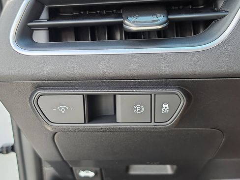 New 2026 Kia K4 FWD image 27