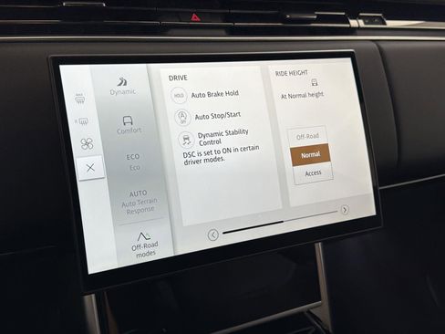 New 2026 Land Rover Range Rover Long Wheelbase SE image 19