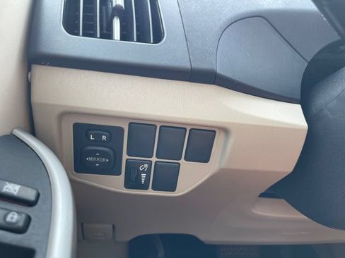 Used 2012 Toyota Prius Four FWD image 25