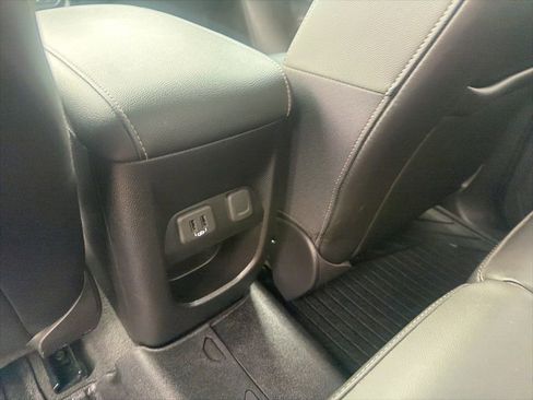 Used 2022 Chevrolet Colorado ZR2 AWD/4WD image 37