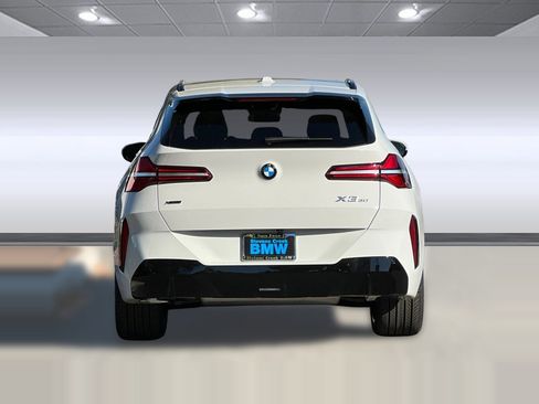 New 2026 BMW X3 xDrive30 w/ Premium Package image 9