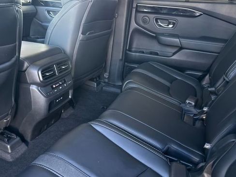 Certified 2025 Honda Pilot EX-L image 14