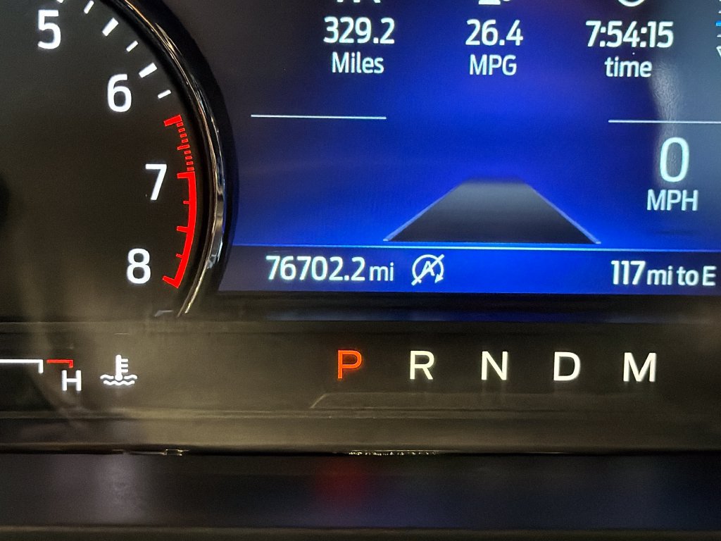 Used 2020 Ford Explorer XLT w/ Equipment Group 202A AWD/4WD image 9