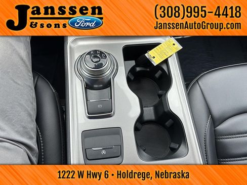 Used 2024 Ford Edge SEL AWD/4WD image 15