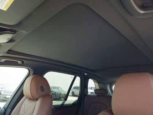 New 2026 BMW X5 sDrive40i w/ Premium Package RWD image 13
