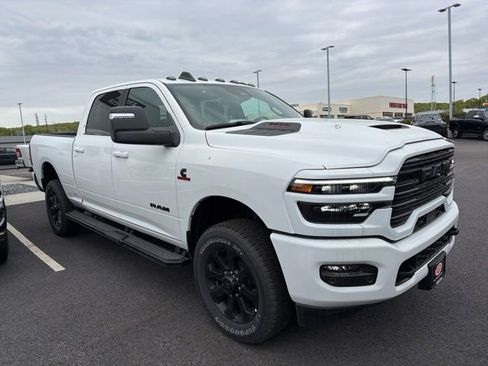 New 2026 RAM 2500 Laramie AWD/4WD image 1