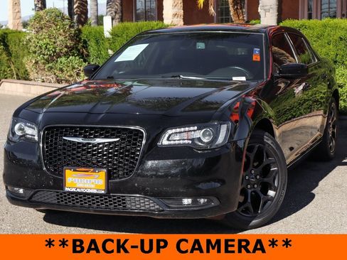 Used 2020 Chrysler 300 S image 4