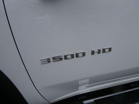 Used 2022 Chevrolet Silverado 3500 LTZ AWD/4WD image 19