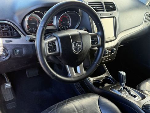 Used 2018 Dodge Journey Crossroad image 4