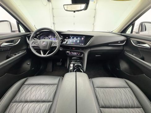 Used 2023 Buick Envision Avenir image 3