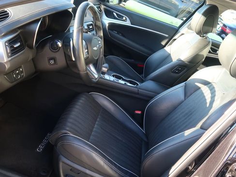 Used 2021 Genesis G70 3.3T image 17