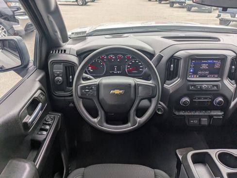 Used 2022 Chevrolet Silverado 1500 Custom image 19