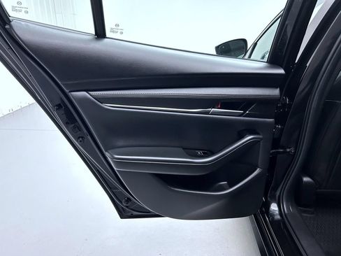 Used 2025 MAZDA MAZDA3 s FWD image 20