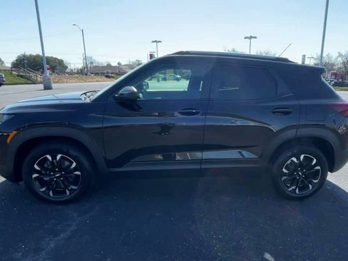 Used 2023 Chevrolet TrailBlazer LT w/ Convenience Package image 5