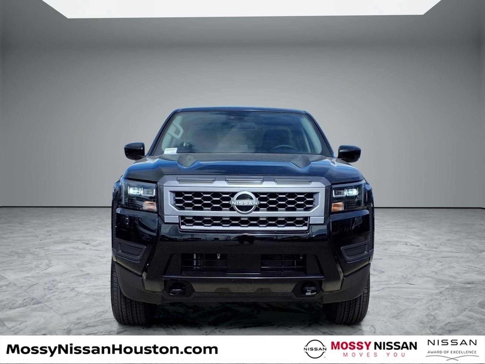 Used 2026 Nissan Frontier SV AWD/4WD image 3