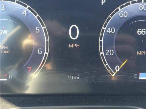New 2025 Jeep Grand Cherokee Laredo X w/ Luxury Tech Group I RWD image 9