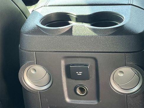 Used 2013 Ford F250 Lariat w/ Chrome Pkg image 17