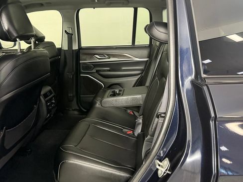 Used 2024 Jeep Grand Cherokee Limited 4xe w/ Luxury Tech Group II AWD/4WD image 28