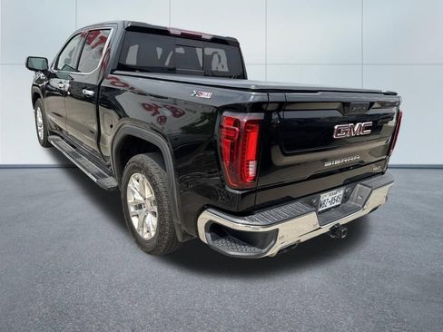 Used 2022 GMC Sierra 1500 SLT AWD/4WD image 3