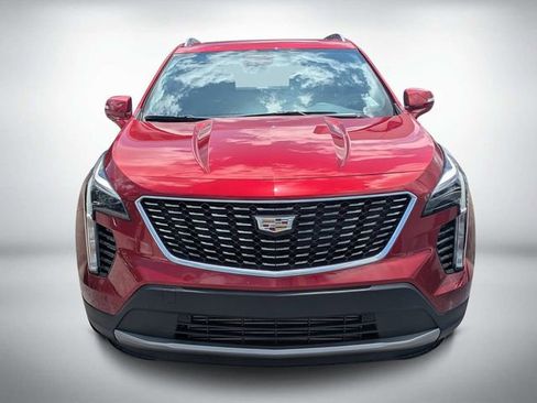 Used 2023 Cadillac XT4 Premium Luxury w/ Driver Assist Package FWD image 8