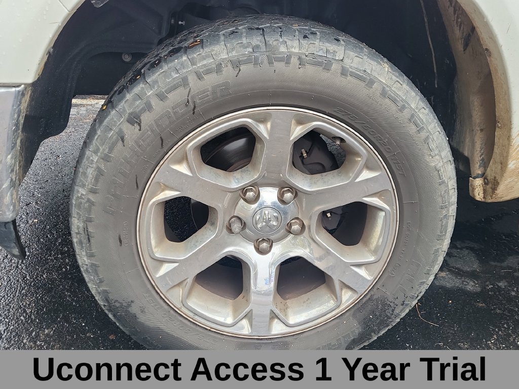 Used 2017 RAM 1500 Laramie w/ Convenience Group AWD/4WD image 6