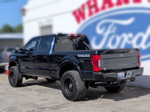 Used 2022 Ford F250 Lariat w/ Tremor Off-Road Package AWD/4WD image 4