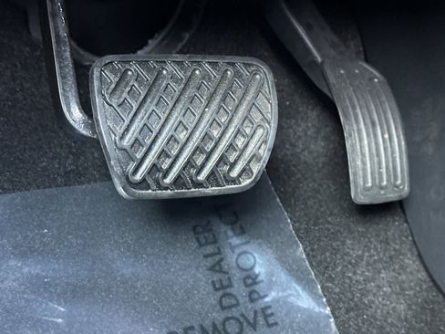 Certified 2025 INFINITI QX60 Luxe w/ Black Edition image 49