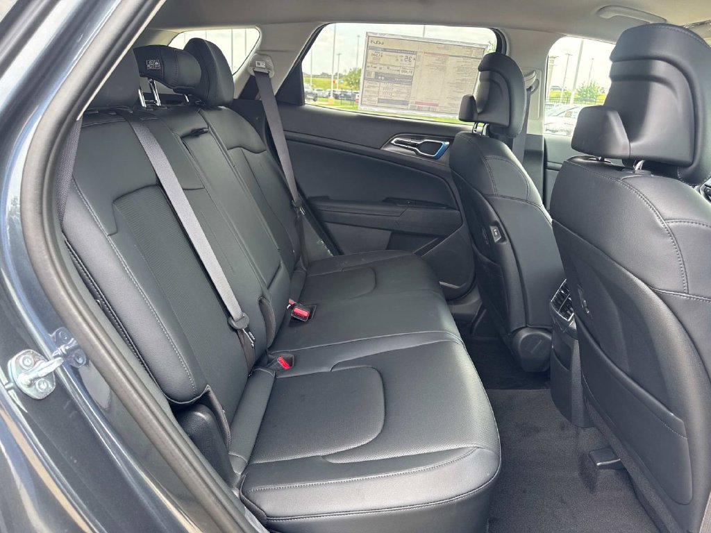 New 2026 Kia Sportage SX FWD image 10
