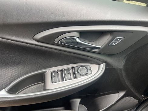 Used 2024 Chevrolet Malibu RS image 7