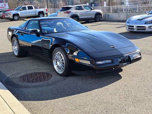 Used 1994 Chevrolet Corvette ZR1 image 8