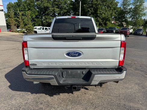 Used 2017 Ford F250 XLT w/ FX4 Off-Road Package AWD/4WD image 4