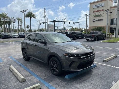 Used 2024 Dodge Hornet GT w/ GT Blacktop Package AWD/4WD image 3