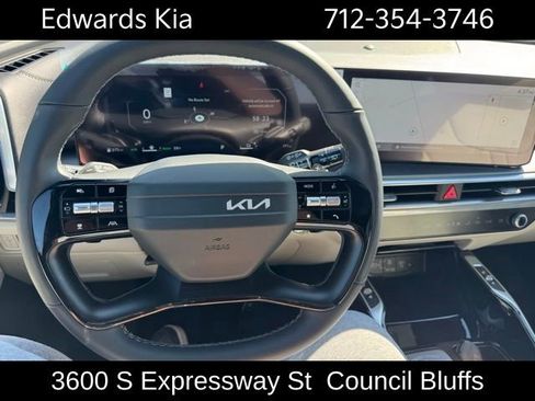 New 2026 Kia Sorento SX Prestige AWD/4WD image 17