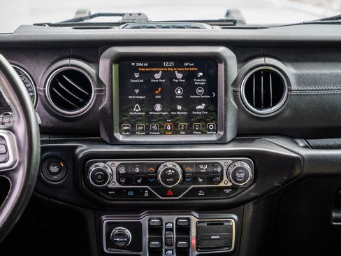 Used 2023 Jeep Wrangler Unlimited Sahara w/ Cold Weather Group AWD/4WD image 32