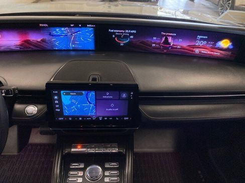 Used 2024 Lincoln Nautilus Reserve w/ Jet Appearance Package (87T) image 21