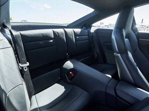 Used 2024 Porsche 911 Carrera 4S w/ Premium Package image 36