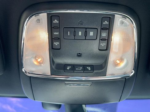Used 2018 Jeep Grand Cherokee Limited RWD image 21
