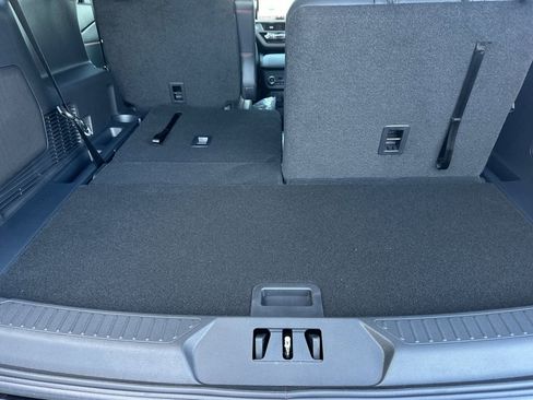 New 2026 Ford Explorer ST-Line image 24