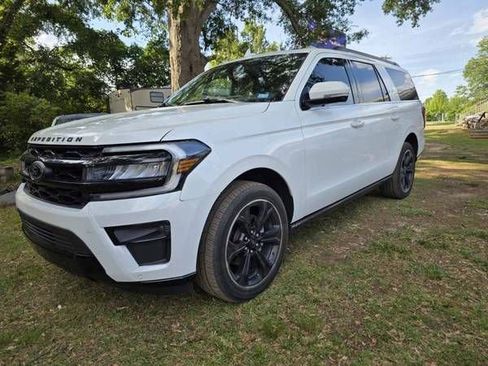 Used 2022 Ford Expedition Limited RWD image 1