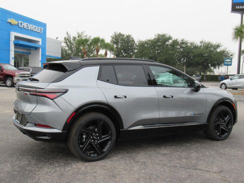 New 2026 Chevrolet Equinox EV RS image 4