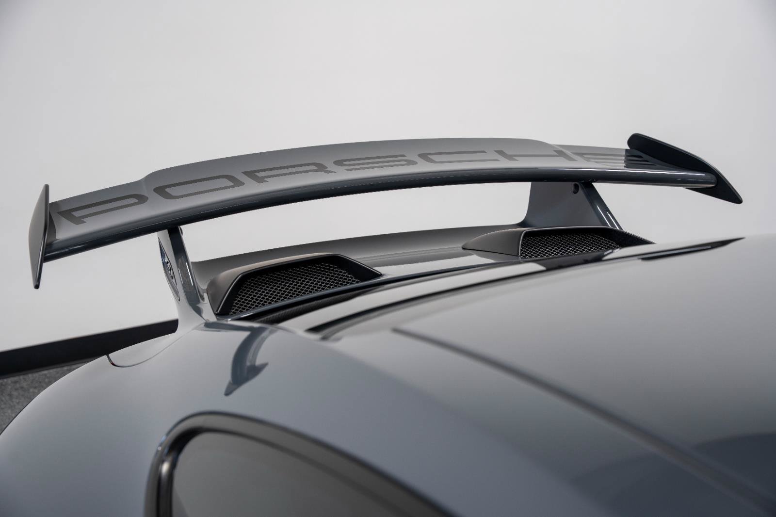 Used 2018 Porsche 911 GT3 RWD image 67