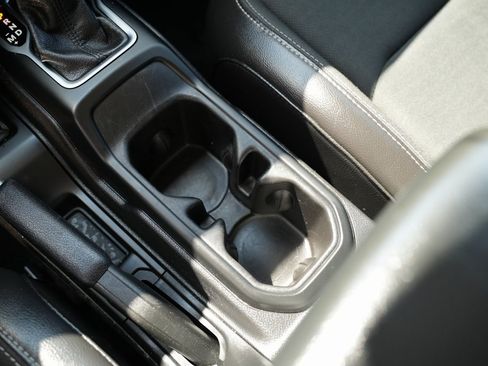 Used 2021 Jeep Wrangler Unlimited Sport image 24