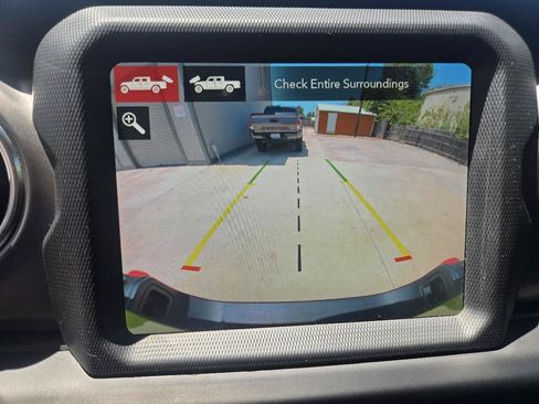 Used 2021 Jeep Gladiator Rubicon AWD/4WD image 15