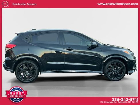 Used 2022 Honda HR-V Sport image 7